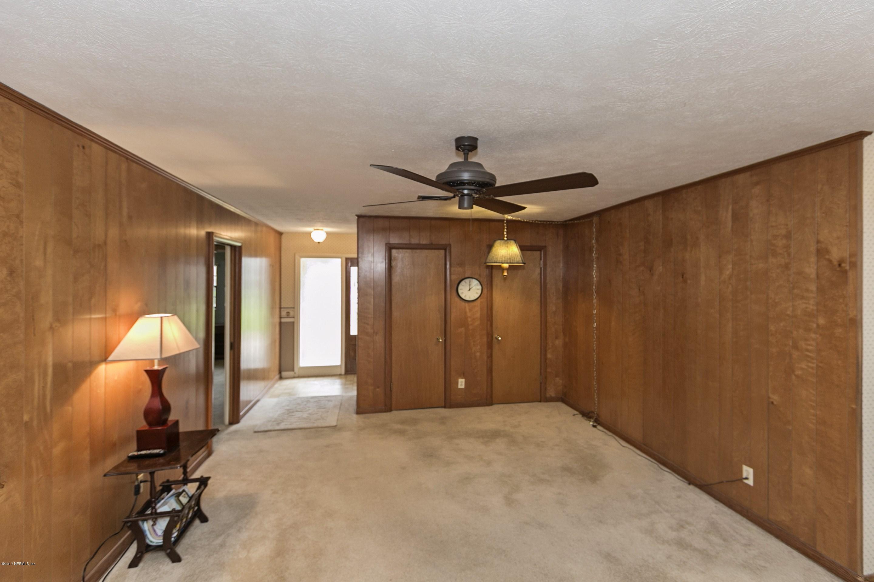 8304 Mathonia Avenue Jacksonville, FL 32211 - Photo 5 of 22 Living Room
