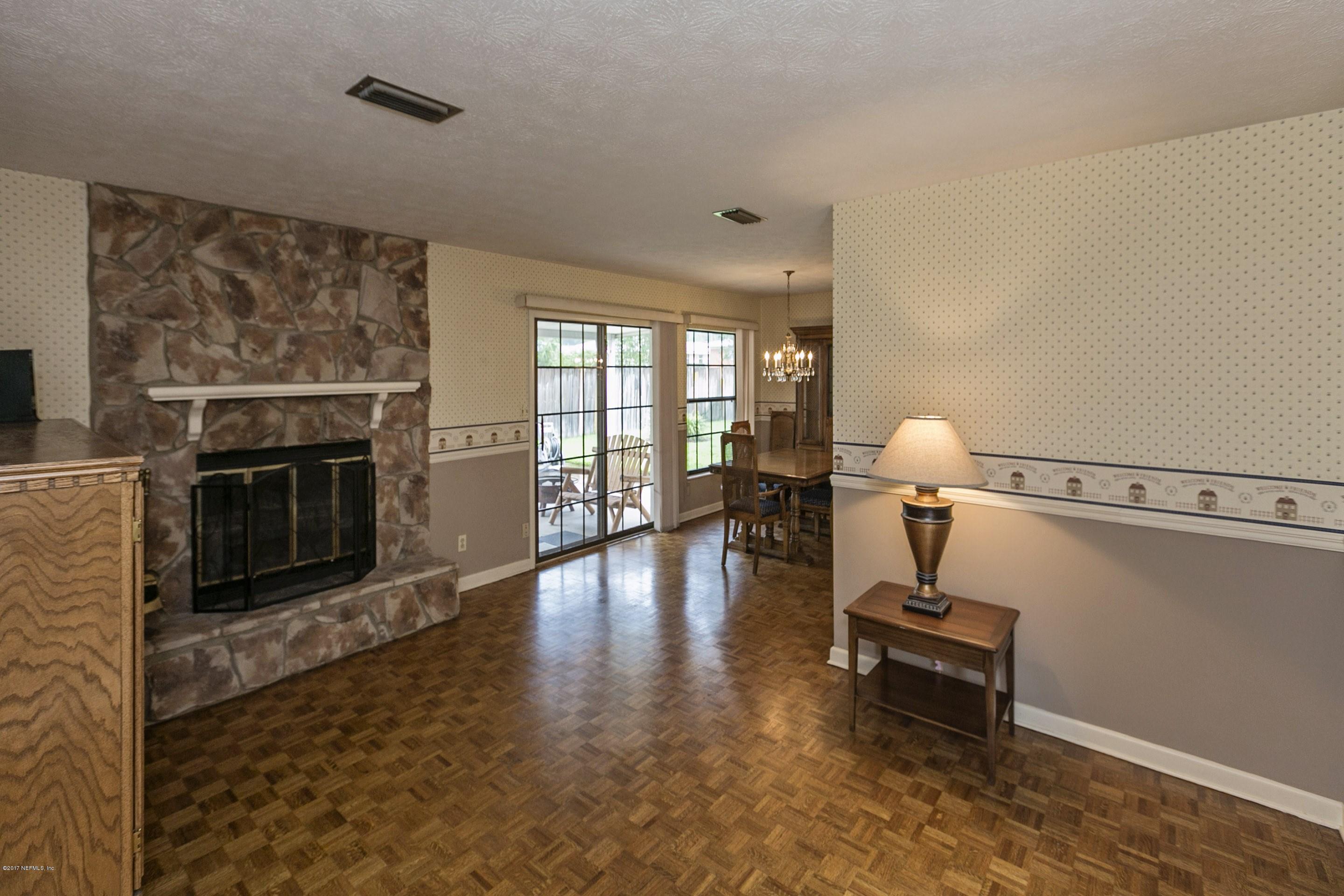 8304 Mathonia Avenue Jacksonville, FL 32211 - Photo 9 of 22 Family Room