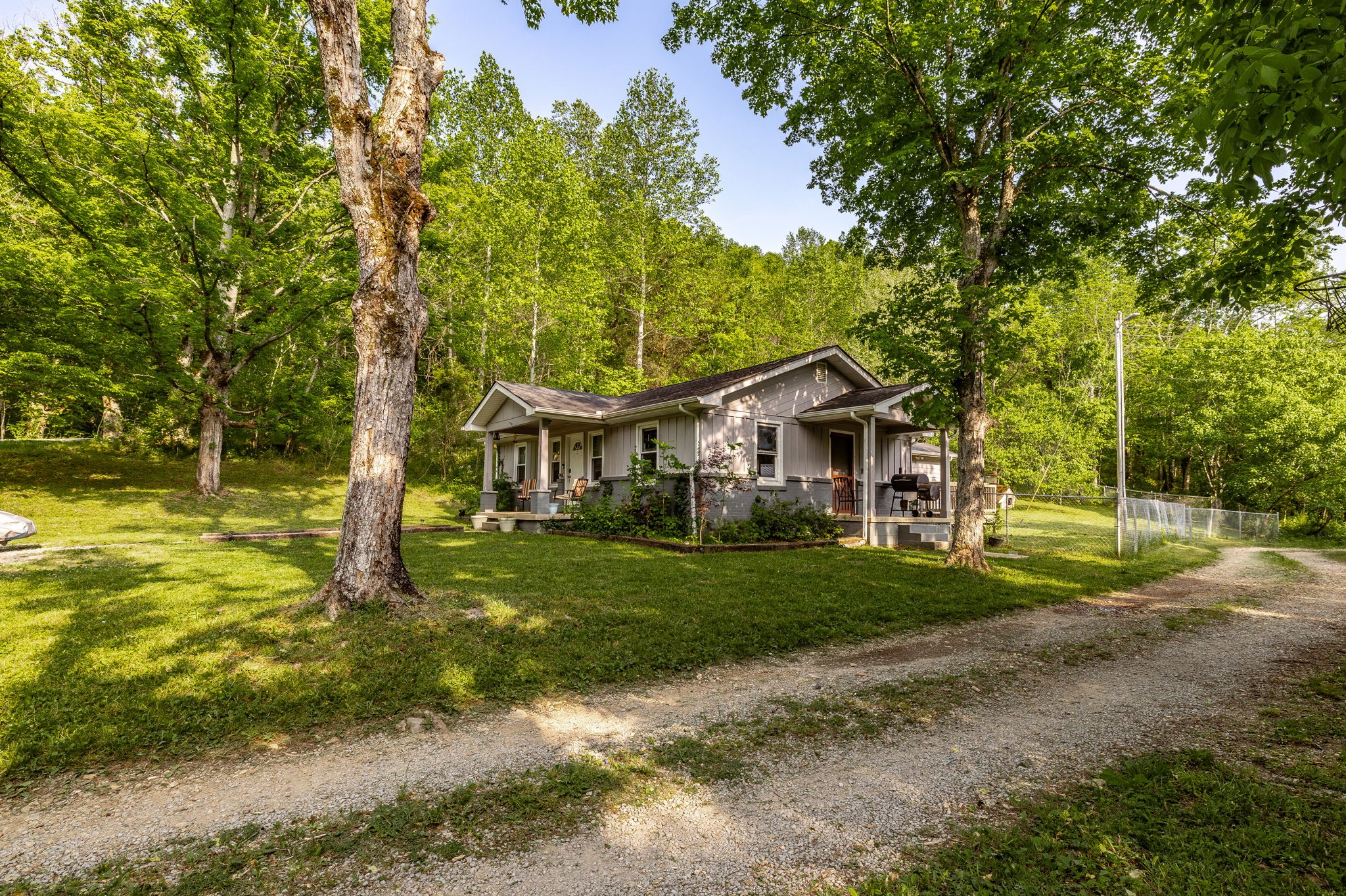 590 Leath Chapel Road Bethpage, TN 37022 - Photo 7 of 41