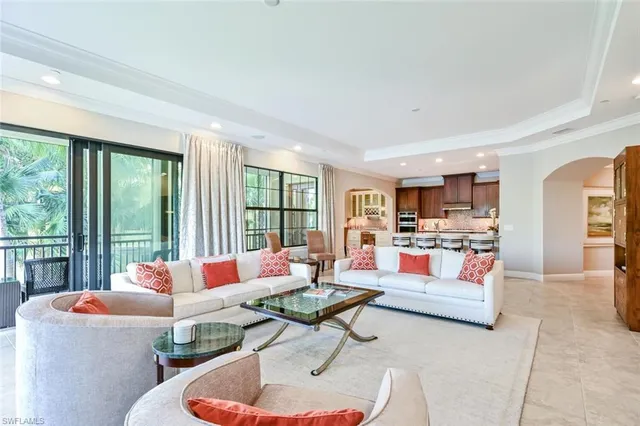 $26,500 | 2764 Tiburon Boulevard East, Unit 3101, Naples, FL 34109