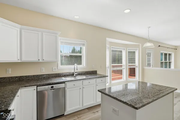 $2,800 | 4091 Huntsman Drive, Zionsville, IN 46077