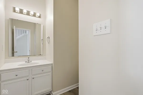 $2,800 | 4091 Huntsman Drive, Zionsville, IN 46077