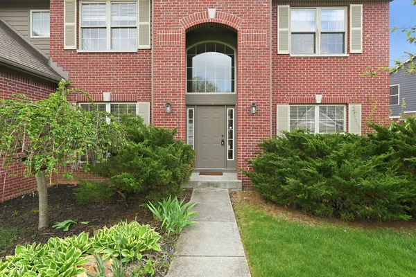 $2,800 | 4091 Huntsman Drive, Zionsville, IN 46077