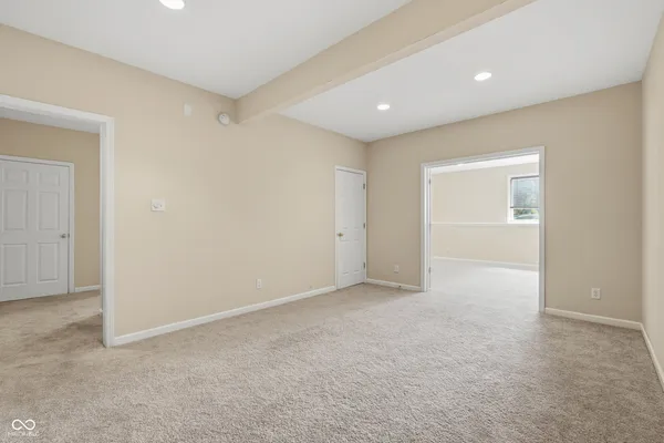 $2,800 | 4091 Huntsman Drive, Zionsville, IN 46077