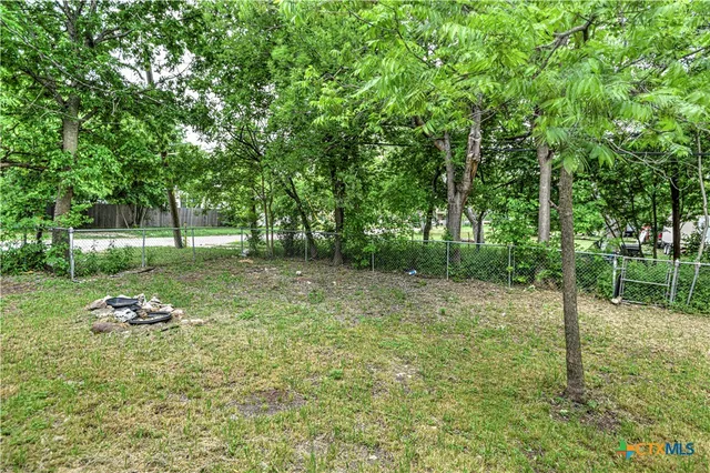 $1,400 | 702 North 8th Street, Temple, TX 76501