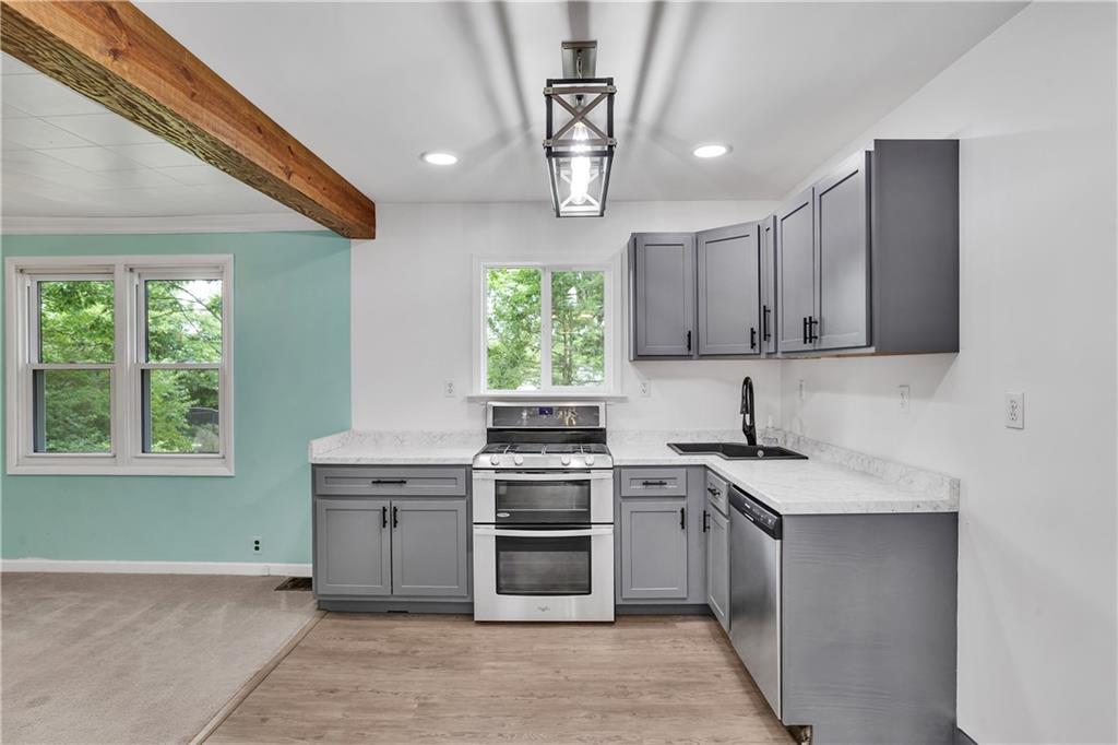 139 Booth Road Leechburg, PA 15656 - Photo 8 of 34 Gallery Image 8