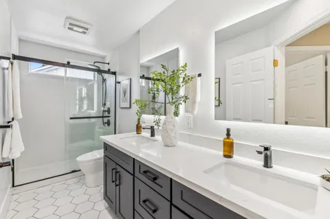 $2,798,000 | 516 St Vincent Lane, Foster City, CA 94404