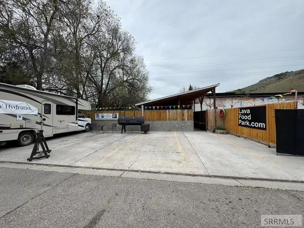 $1,500,000 | 89 South 1st E Street, Lava Hot Springs, ID 83246