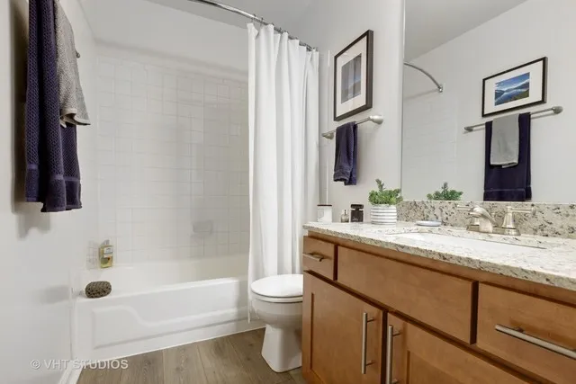 $3,035 | 1630 Lincoln Meadows Circle, Unit 1114, Schaumburg, IL 60173