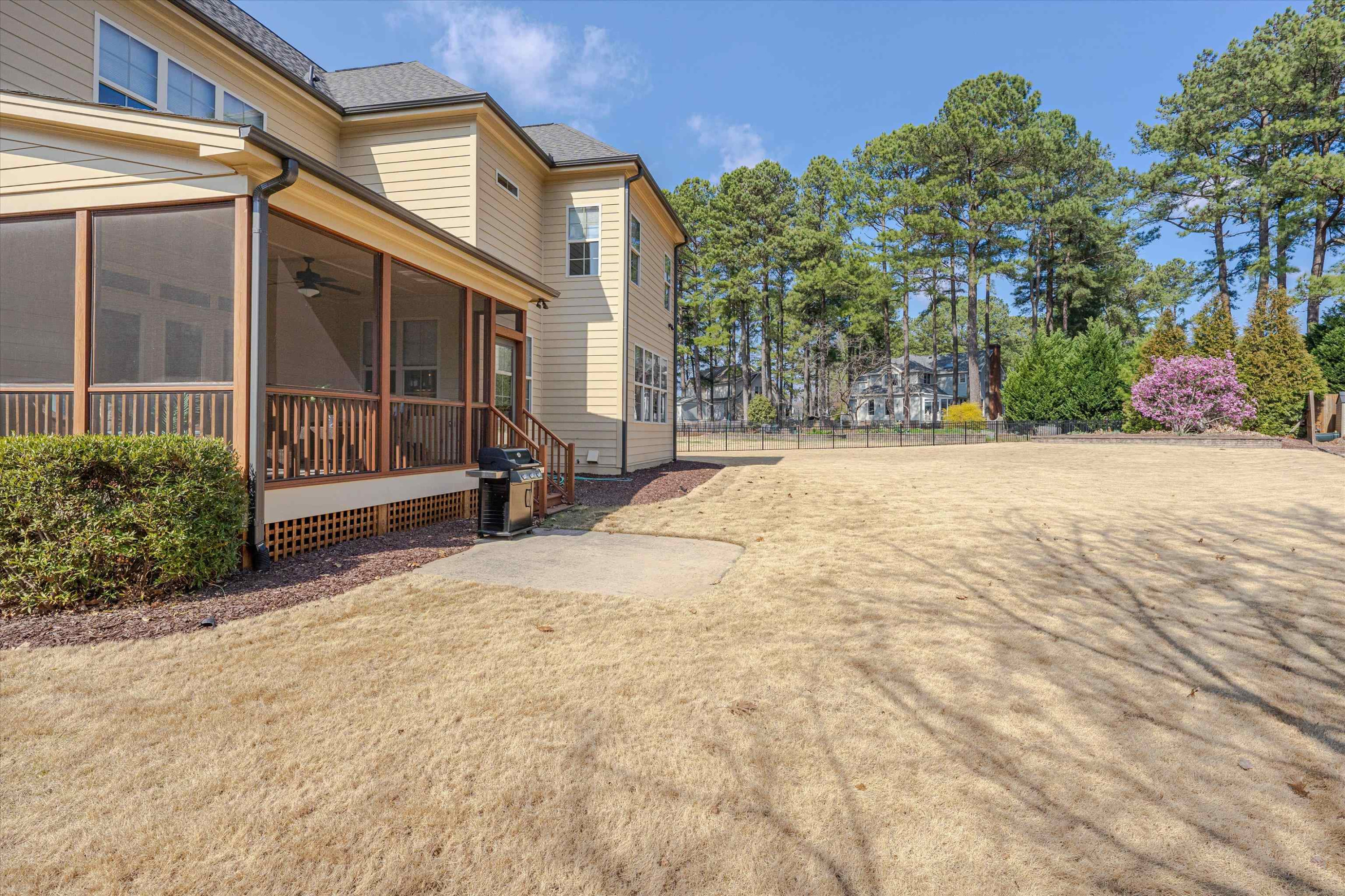 2704 Full Circle Raleigh, NC 27613 - Photo 31 of 32 Photo 31
