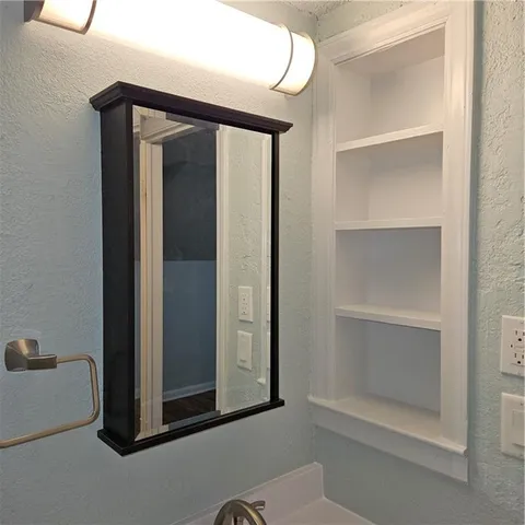 $230,000 | 2022 South Hedges Avenue, Independence, MO 64052