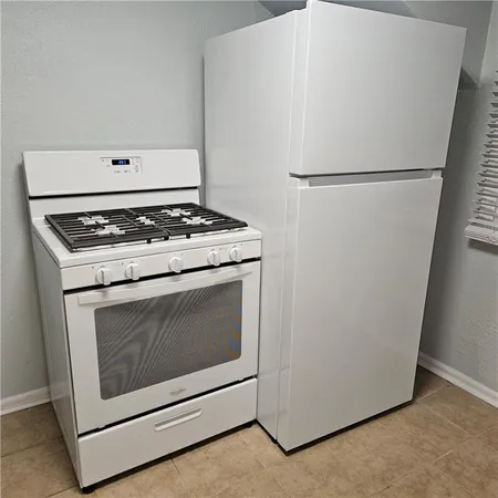 $227,900 | 2022 South Hedges Avenue, Independence, MO 64052