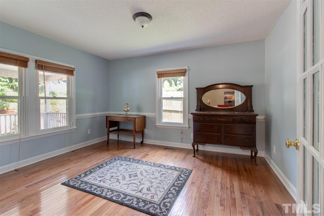 3025 Dixon Road Durham, NC 27707 - Photo 7 of 30 Gallery Image 7