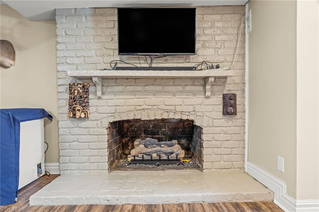 610 Colonial Drive High Point, NC 27262 - Photo 23 of 38