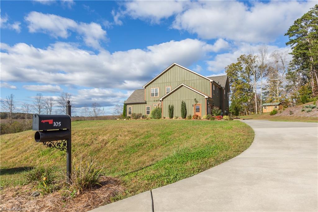 105 Mountain Ridge Court King, NC 27021 - Photo 11 of 43 Nice level driveway