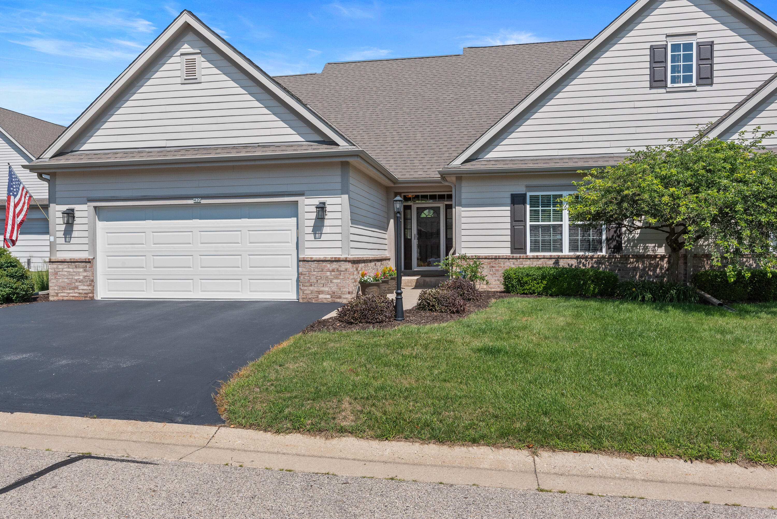 420 Cobblestone Court Slinger, WI 53086 - Photo 1 of 41 420 Cobblestone Ct