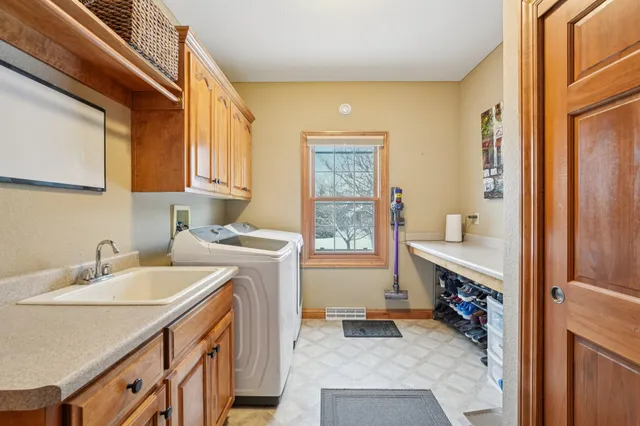 $799,000 | W291N4174 Prairie Wind Circle, Delafield, WI 53072