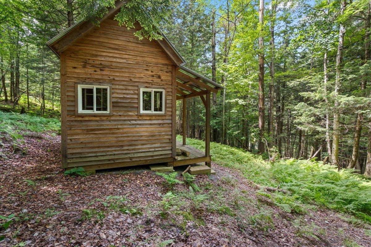 3992 Main Road Huntington, VT 05462 - Photo 26 of 32
