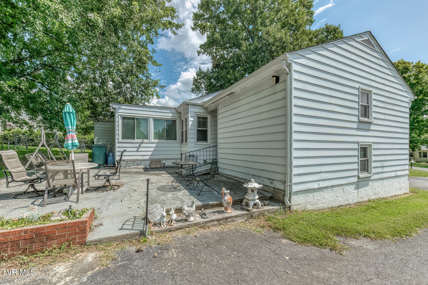 128 Crossway Road Bristol, VA 24201 - Photo 45 of 51 128 Crossway Rd-40