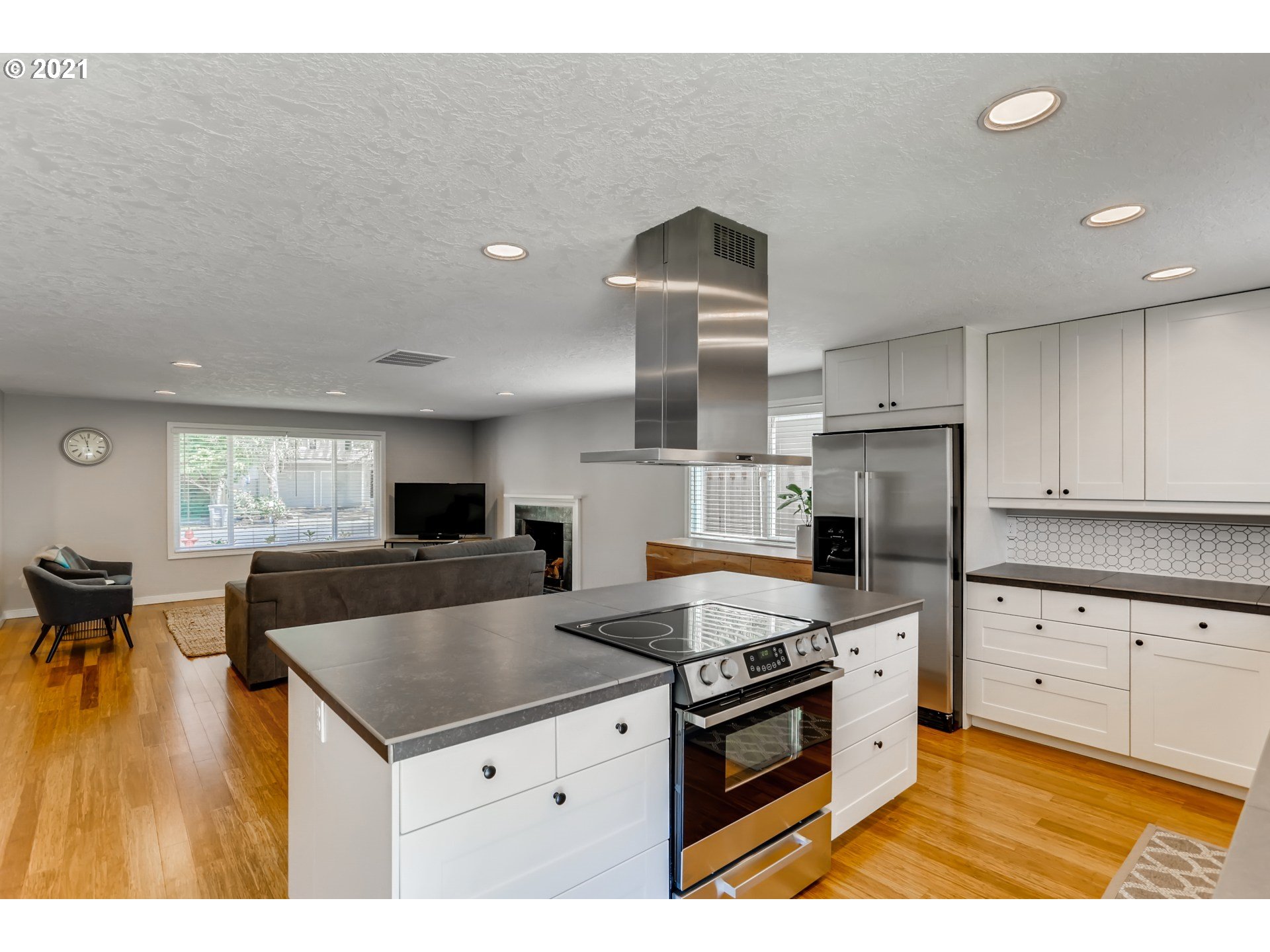 8960 Southwest Arapaho Road Tualatin, OR 97062 - Photo 16 of 29 Gallery Image 16