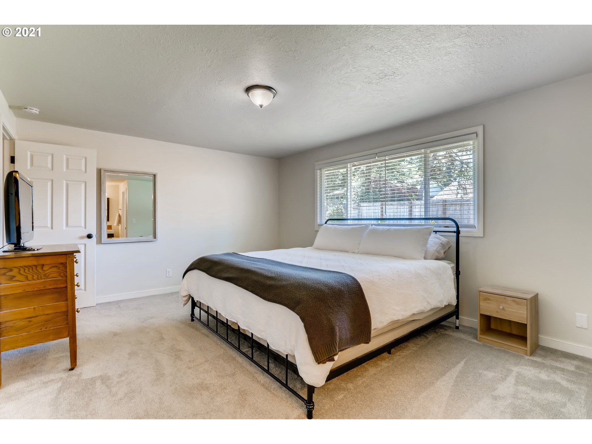 8960 Southwest Arapaho Road Tualatin, OR 97062 - Photo 18 of 29 Gallery Image 18