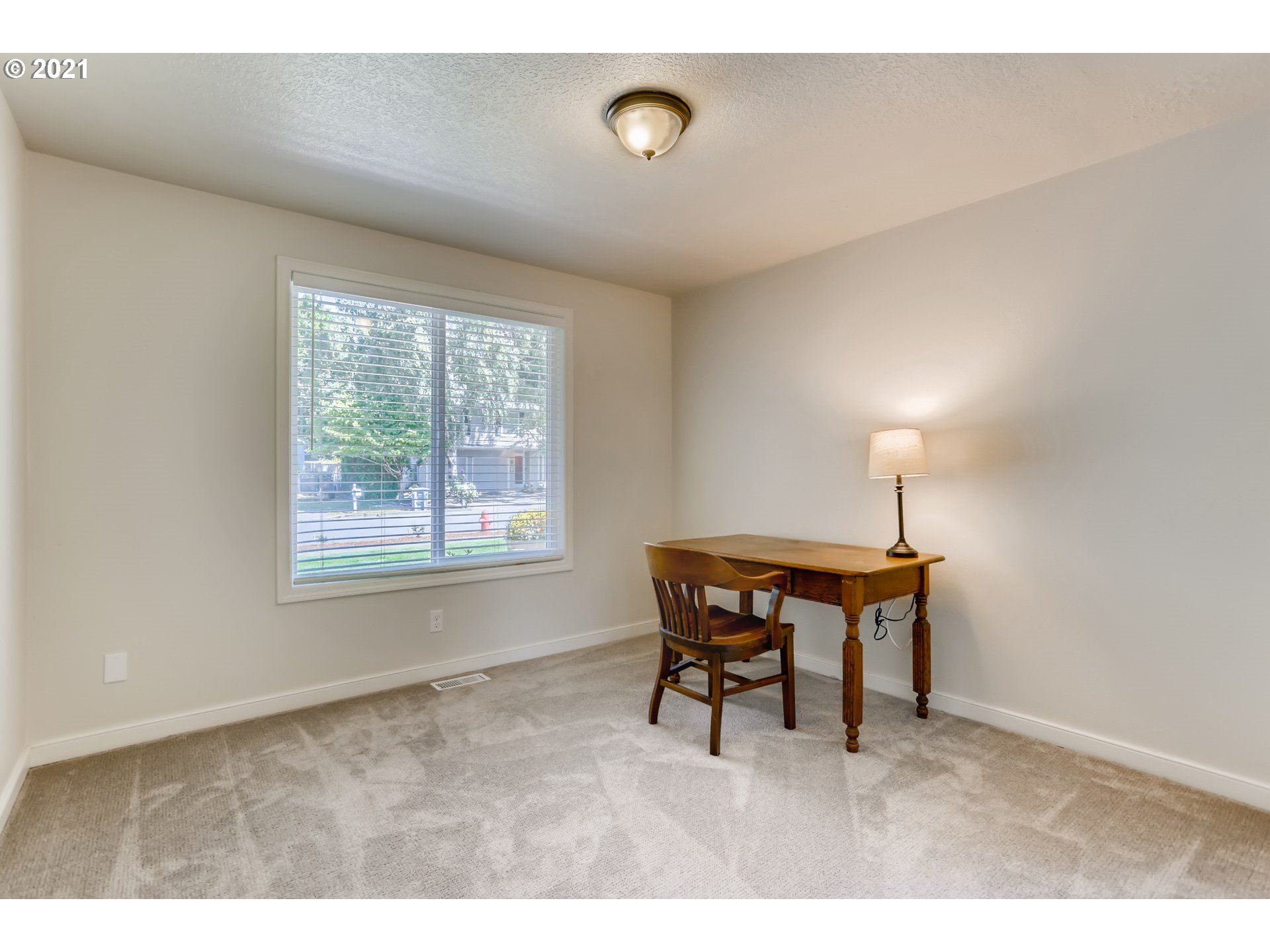 8960 Southwest Arapaho Road Tualatin, OR 97062 - Photo 23 of 29 Gallery Image 23