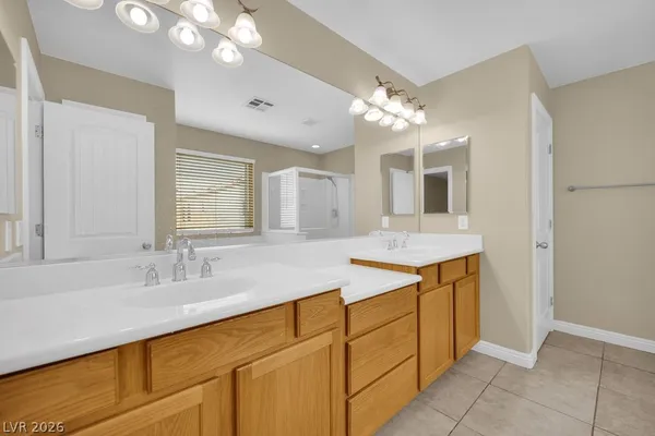 $2,145 | 5675 Diamond Palm Court, Las Vegas, NV 89122