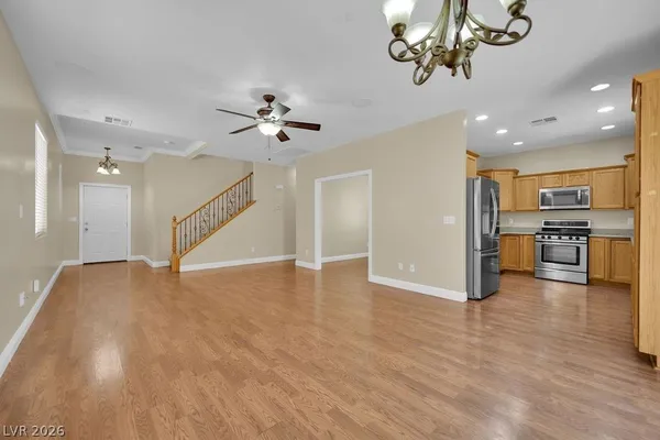 $2,145 | 5675 Diamond Palm Court, Las Vegas, NV 89122