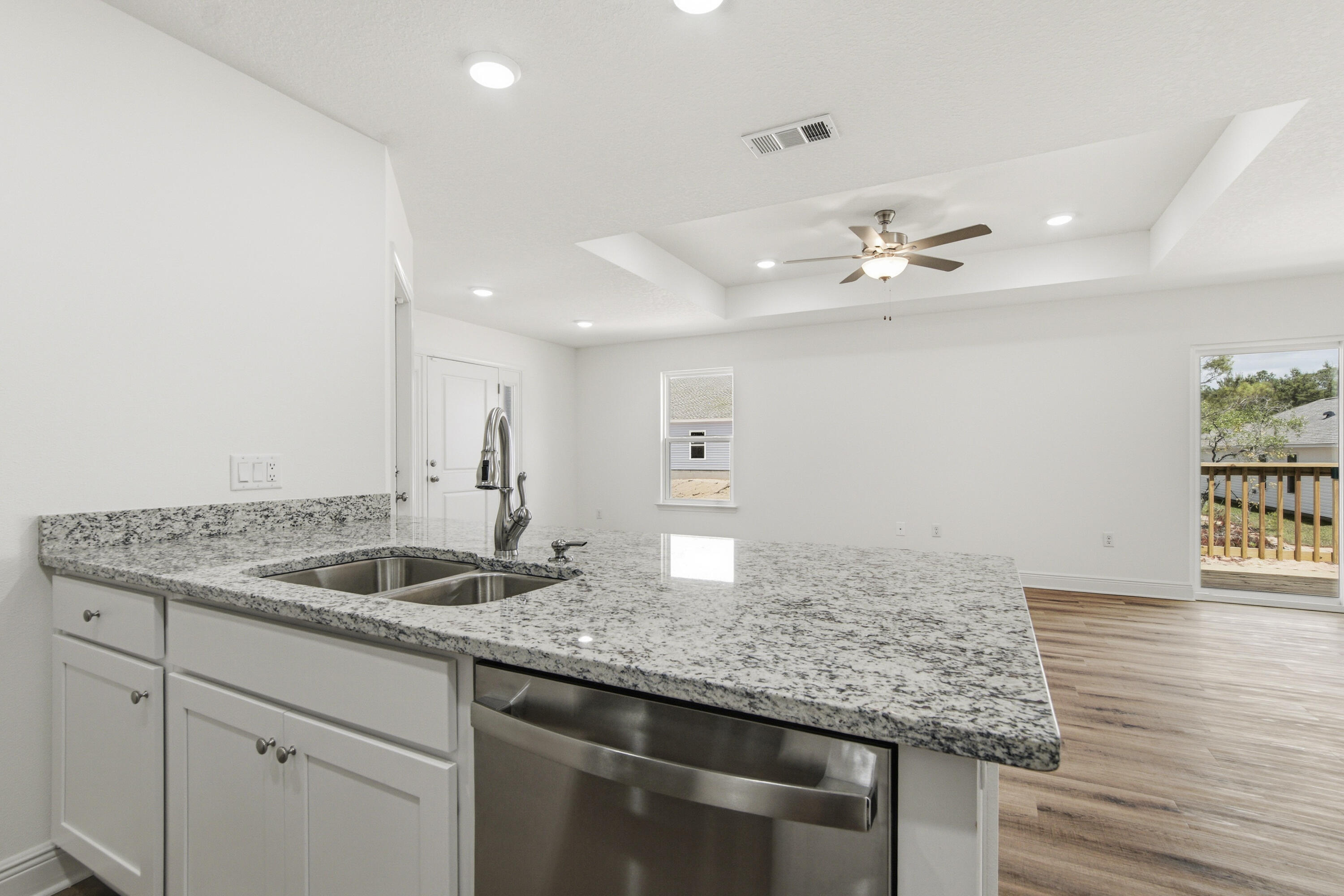 1294 Girl Scout Road DeFuniak Springs, FL 32433 - Photo 11 of 31 DSC00609 (1)