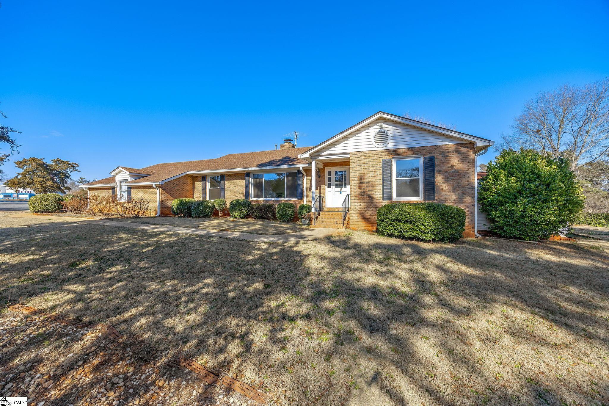 1305 Summers Drive Pendleton, SC 29670 - Photo 2 of 41