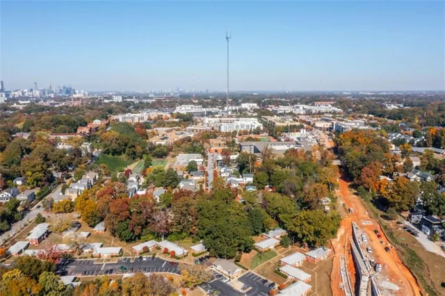 $2,450 | 987 Alloway Place Southeast, Atlanta, GA 30316