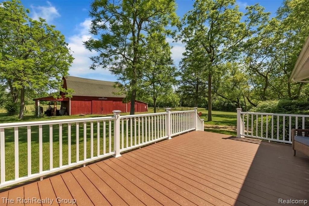 9563 Ford Road Ypsilanti, MI 48198 - Photo 22 of 59