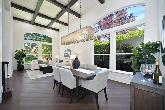 a view of a work space with furniture