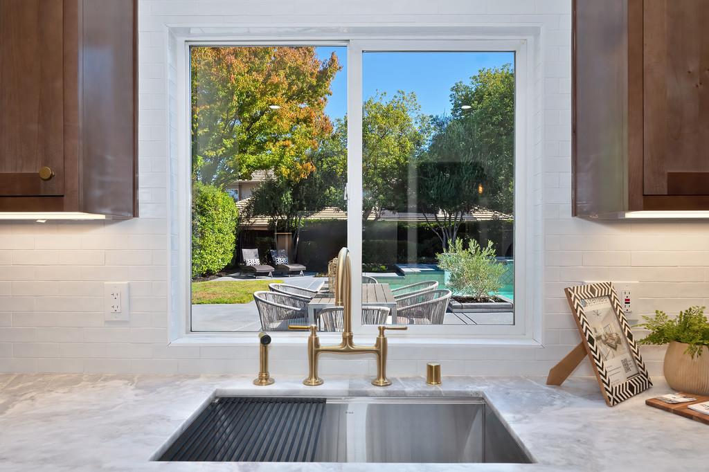 9042 Cedar Ridge Drive Granite Bay, CA 95746 - Photo 35 of 96