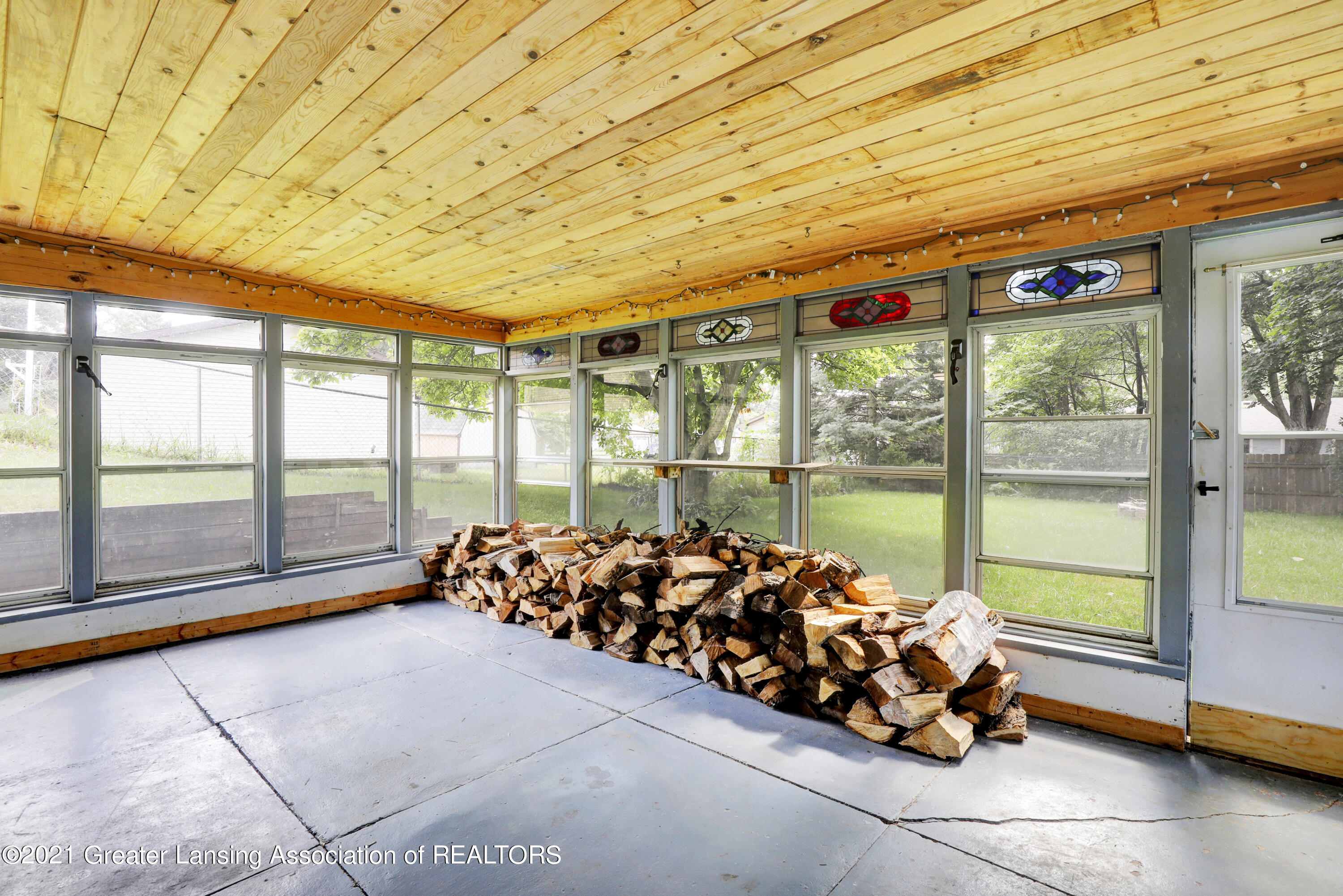 1424 Valley View Road Lansing, MI 48906 - Photo 33 of 34 _I3A7552