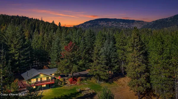 $1,099,000 | 8766 West Barrett Drive, Rathdrum, ID 83858