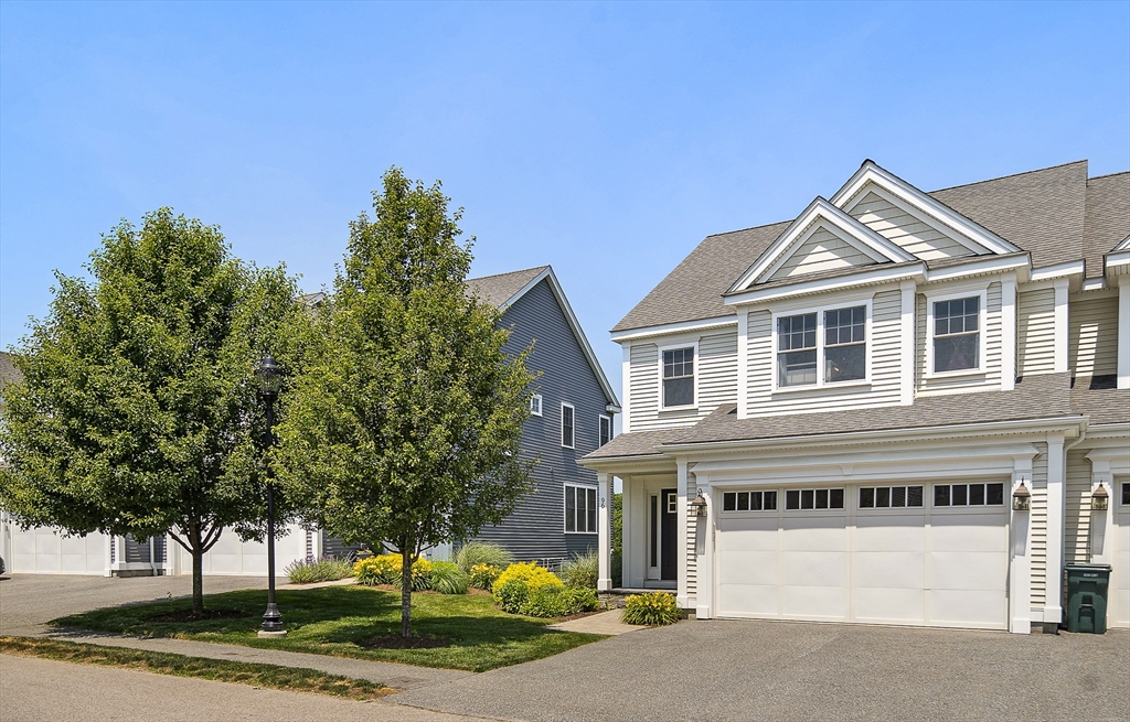 96 Oxbow Road, Unit 96 Framingham, MA 01701 - Photo 2 of 20 Gallery Image 2