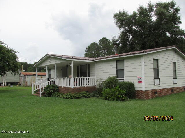300 Wire Grass Road Lumberton, NC 28358 - Photo 5 of 15 IMG_6803