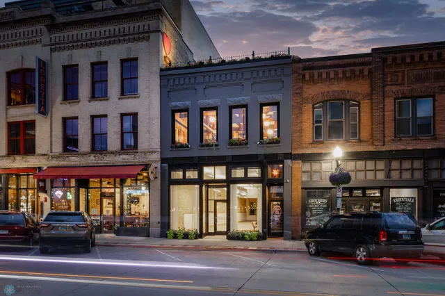 $1,850,000 | 214 Broadway North, Fargo, ND 58102