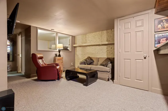 $1,850,000 | 214 Broadway North, Fargo, ND 58102