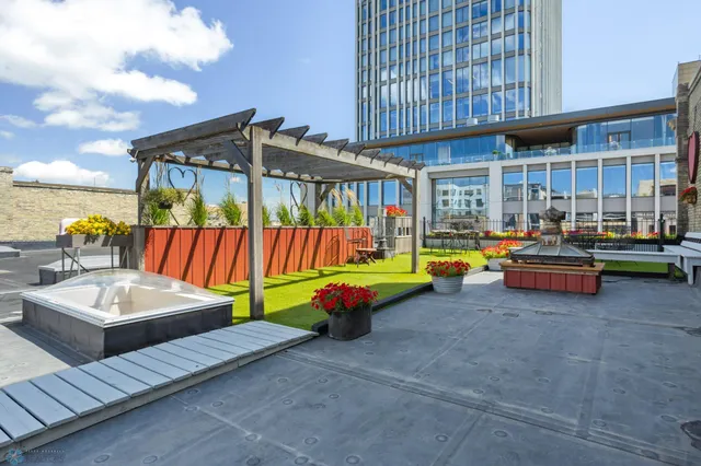 $1,850,000 | 214 Broadway North, Fargo, ND 58102