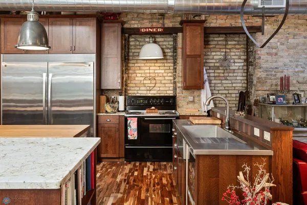 $1,850,000 | 214 Broadway North, Fargo, ND 58102