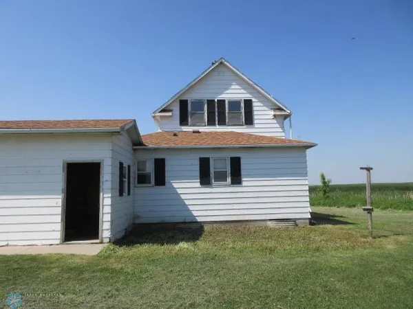 $139,900 | 14695 91st Street Southeast, Cayuga, ND 58013