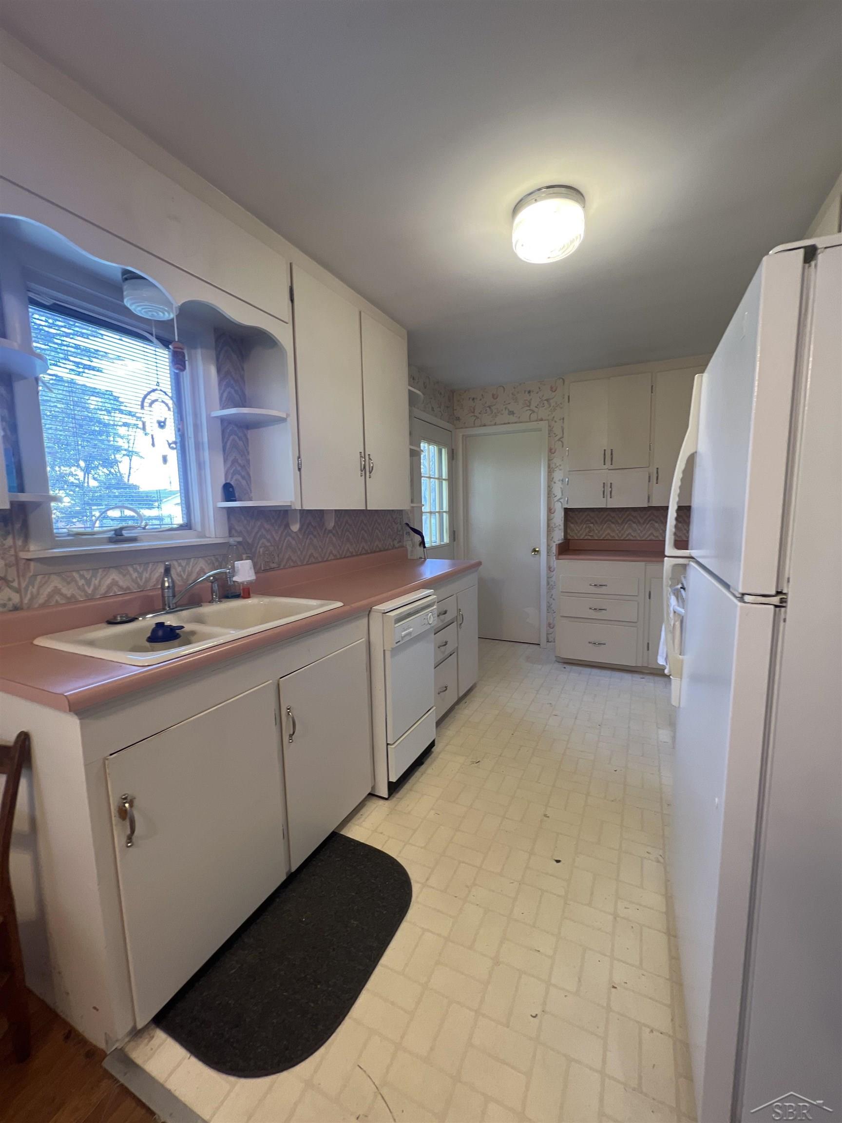 4461 Stork Road Saginaw, MI 48604 - Photo 16 of 19 50127450-15.JPG