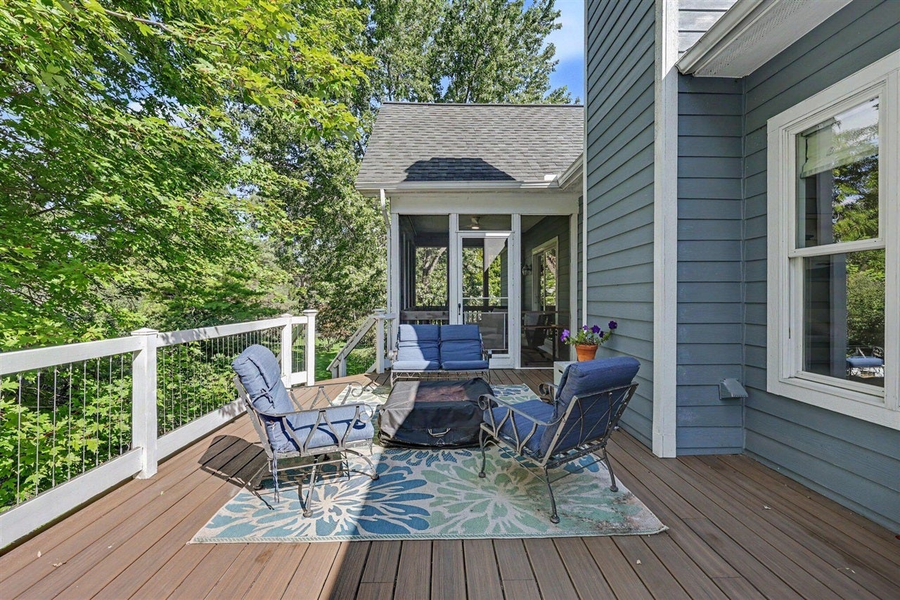 7353 Jennings Road Whitmore Lake, MI 48189 - Photo 7 of 99 Gallery Image 7