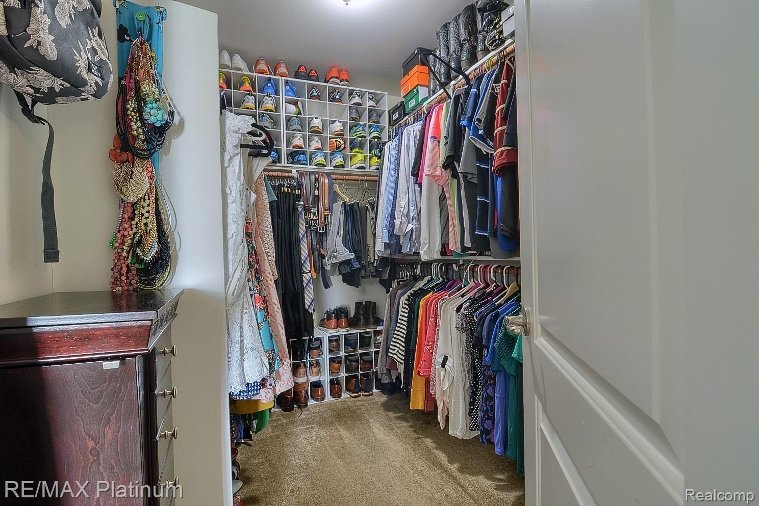 24579 Martindale Road South Lyon, MI 48178 - Photo 26 of 41 Master Bedroom Walk-In Closet.jpg