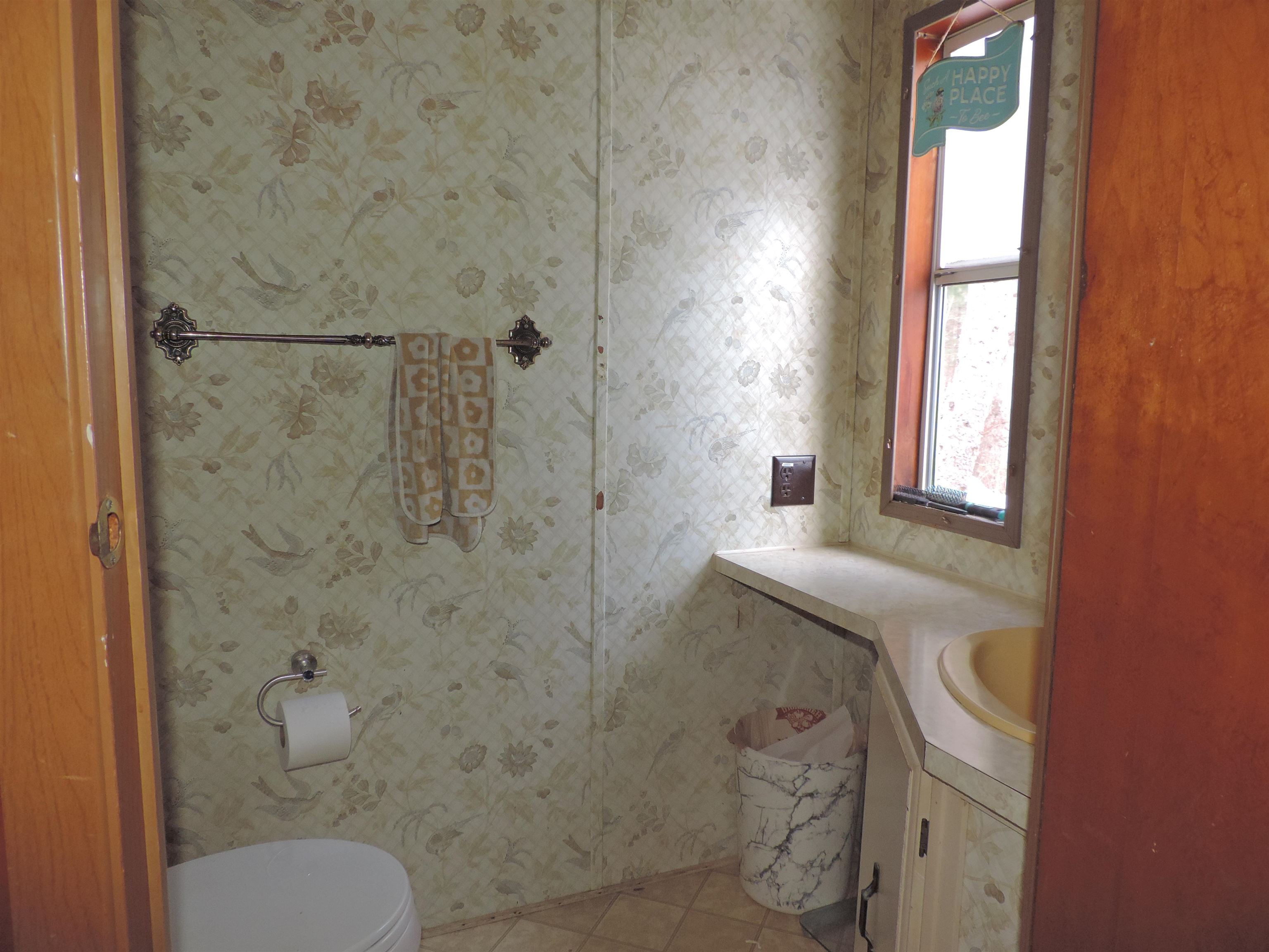 13 South Blueberry Lane Rochester, NH 03867 - Photo 22 of 25