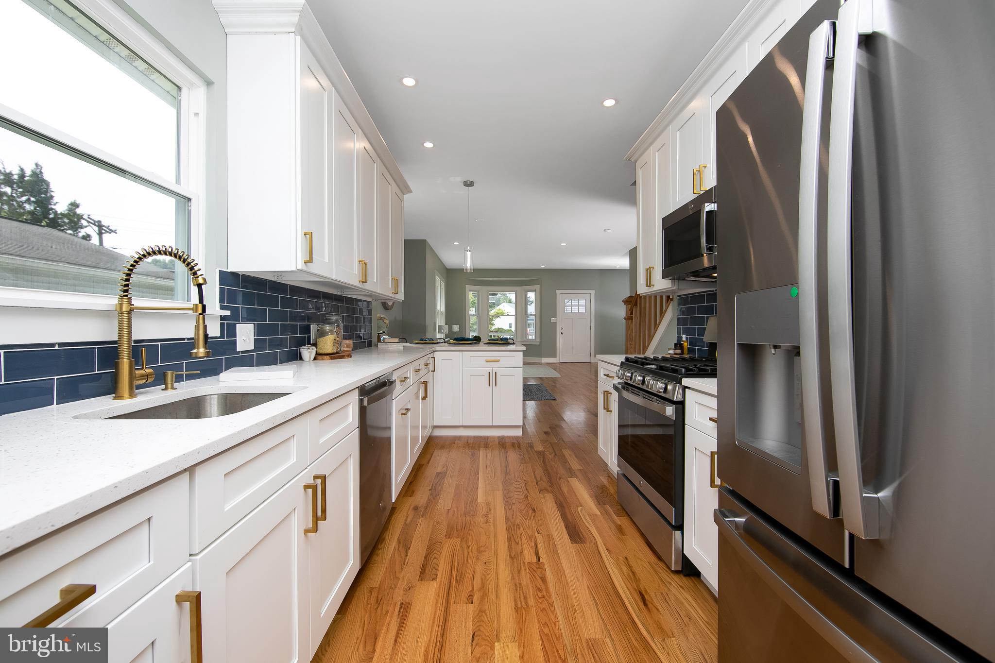 203 South Forklanding Road Maple Shade, NJ 08052 - Photo 12 of 37