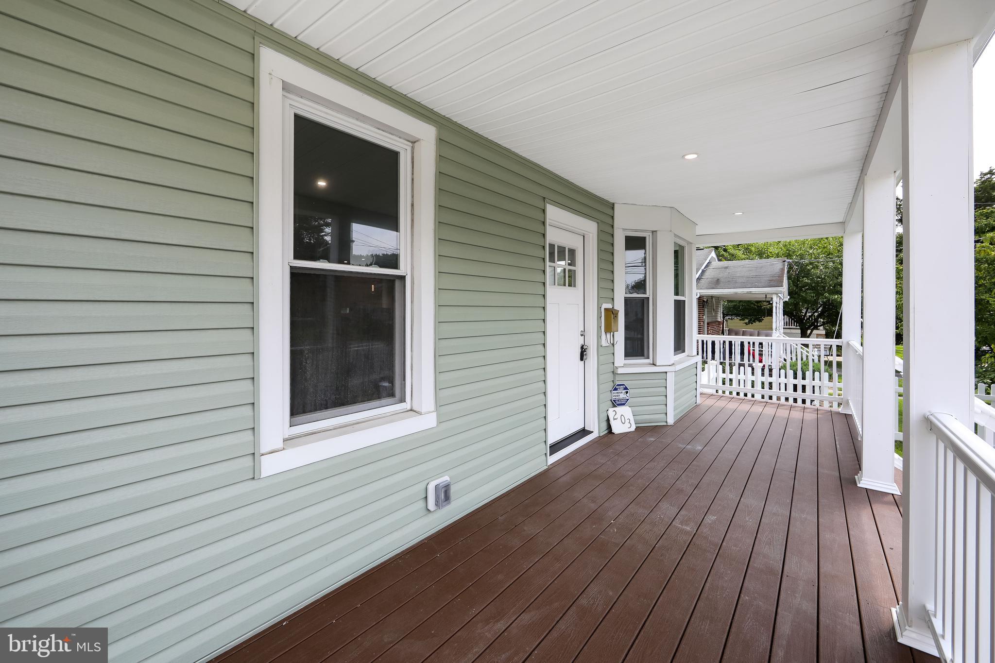 203 South Forklanding Road Maple Shade, NJ 08052 - Photo 33 of 37
