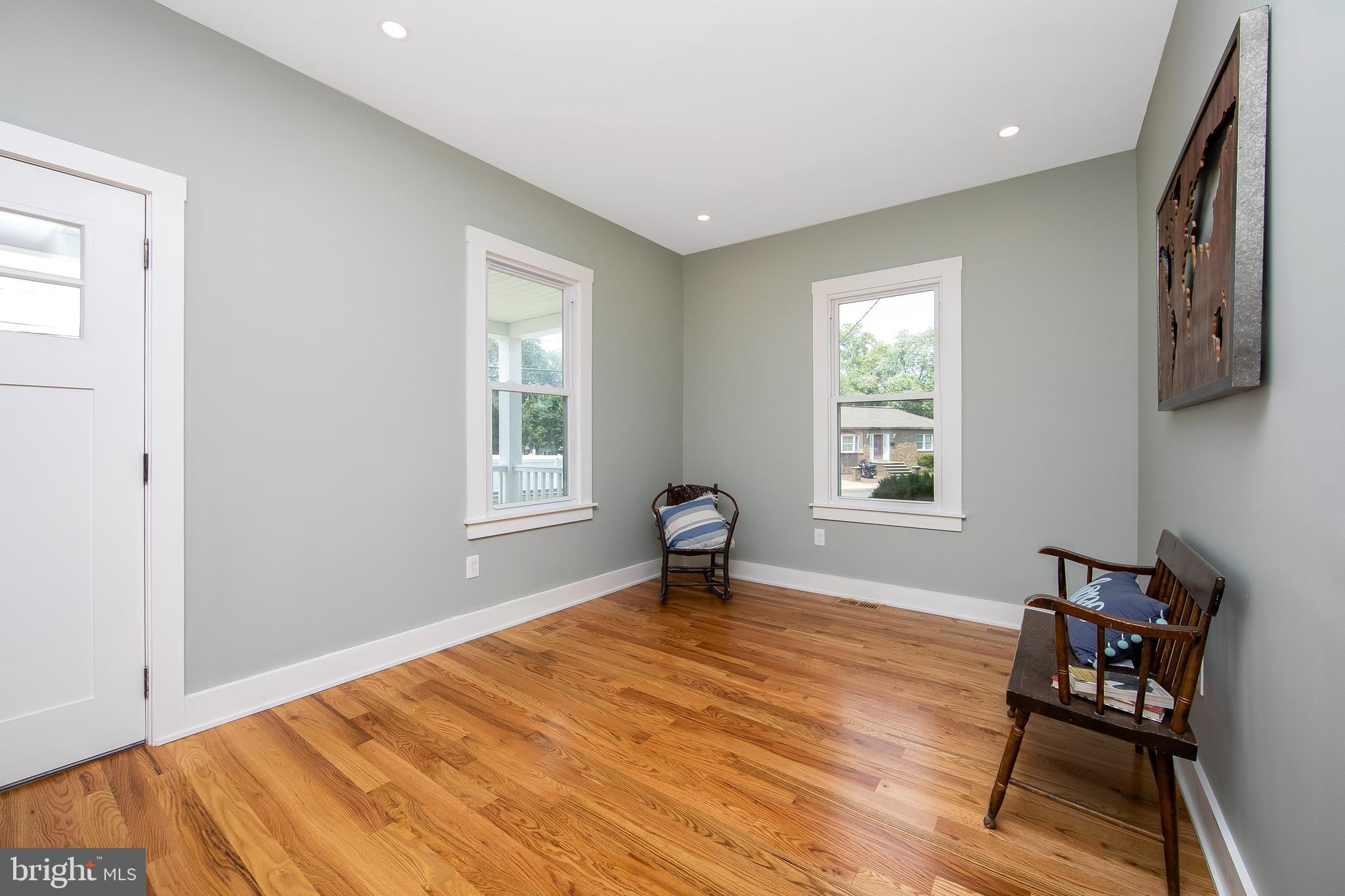 203 South Forklanding Road Maple Shade, NJ 08052 - Photo 5 of 37
